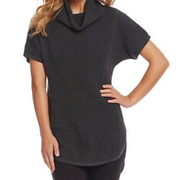 Ugg Gray Short Sleeve Turtleneck Sweater Small - Picture 1 of 8